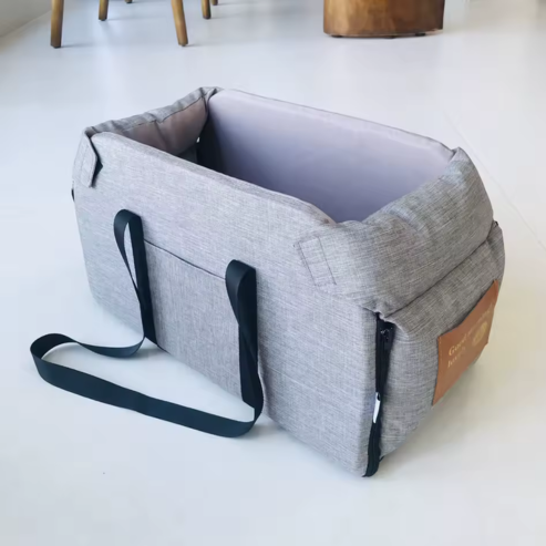 Siège Auto pour Chien - Lit Central Portable - Sécurité et Confort en Voyage - Pour Petits Chiens et Chats - Sac de Transport Douillet